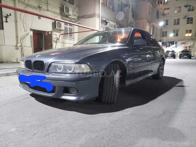 BMW 528