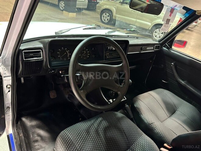 LADA (VAZ) 2107