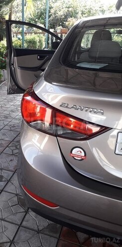 Hyundai Elantra 2015, 139,200 km - 1.8 l - Masallı