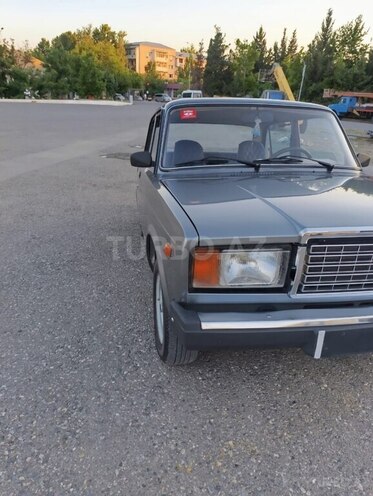 LADA (VAZ) 2107