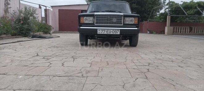 LADA (VAZ) 2107