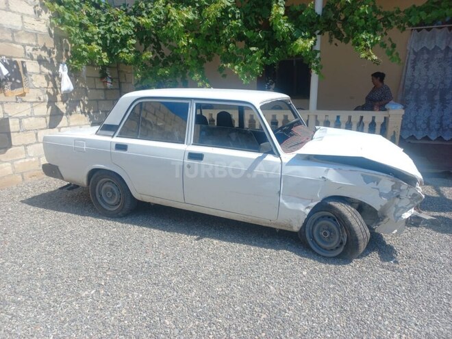 LADA (VAZ) 2107