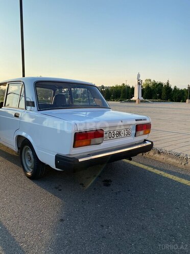 LADA (VAZ) 2107