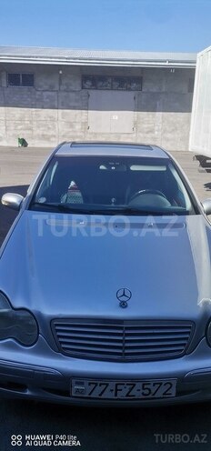 Mercedes C 200