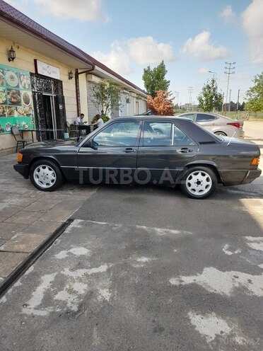 Mercedes 190 1991, 134,770 km - 2.5 l - Şirvan