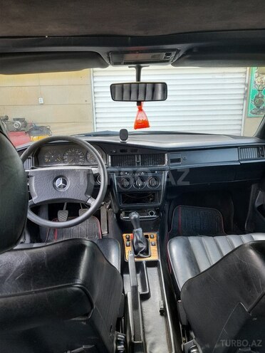 Mercedes 190 1991, 134,770 km - 2.5 l - Şirvan