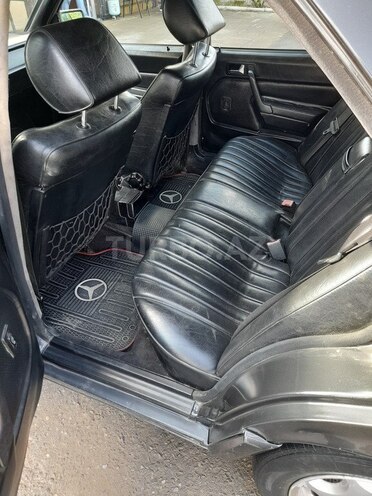 Mercedes 190 1991, 134,770 km - 2.5 l - Şirvan