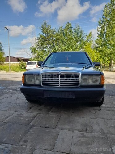Mercedes 190 1991, 134,770 km - 2.5 l - Şirvan