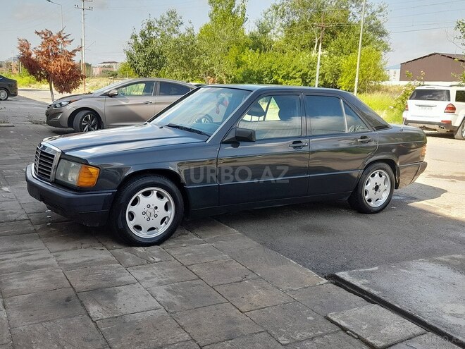 Mercedes 190 1991, 134,770 km - 2.5 l - Şirvan