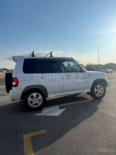 Mitsubishi Pajero io 2000, 203,300 km - 1.8 л - Bakı