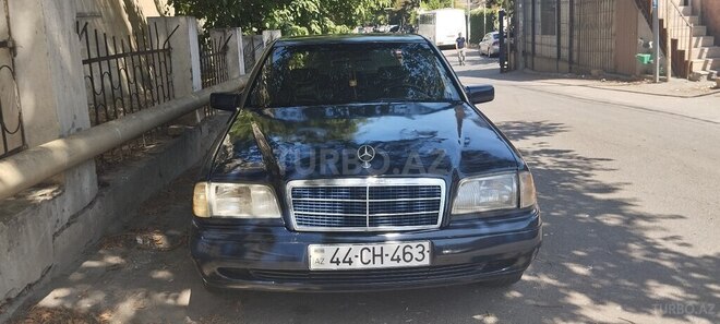 Mercedes C 180