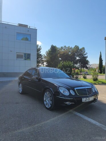 Mercedes E 220