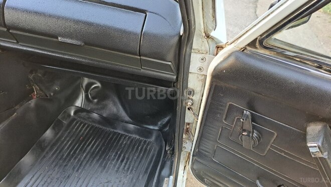 LADA (VAZ) 2106 1987, 65,000 km - 1.6 l - Qazax