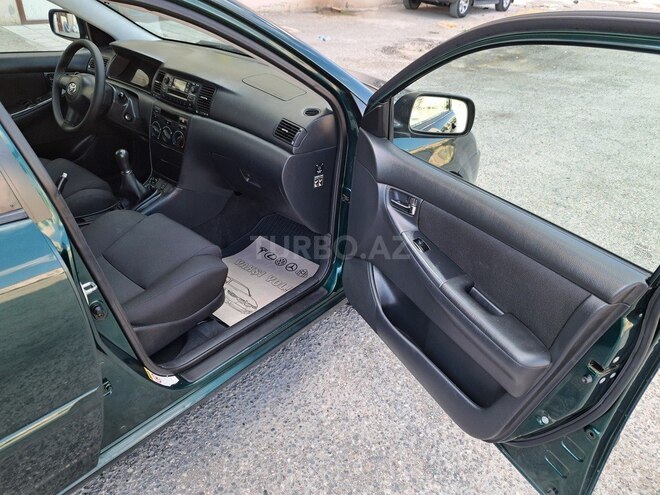 Toyota Corolla 2005, 235,000 km - 1.4 l - Bakı