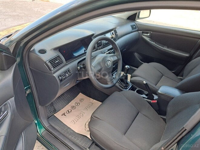 Toyota Corolla 2005, 235,000 km - 1.4 l - Bakı