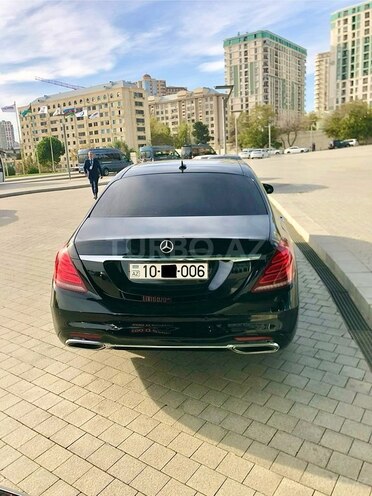 Mercedes S 400