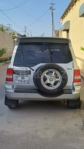 Mitsubishi Pajero io