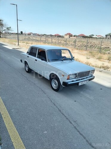 LADA (VAZ) 2107