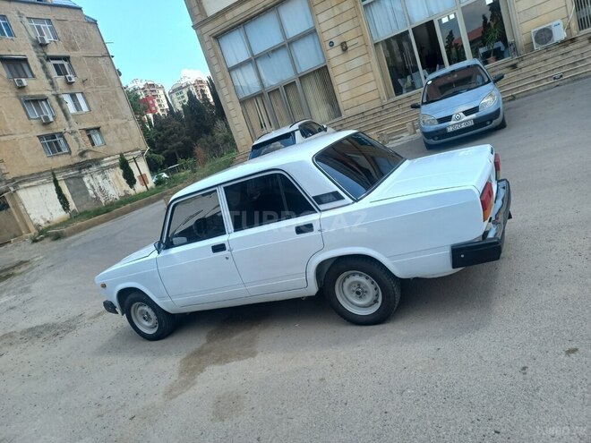 LADA (VAZ) 2107