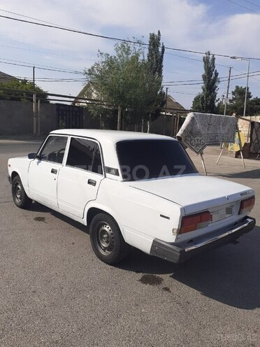 LADA (VAZ) 2107