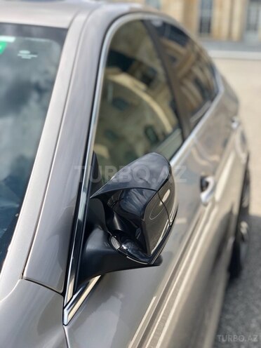 BMW 528 2013, 241,000 km - 2.0 l - Qəbələ
