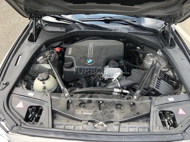 BMW 528 2013, 241,000 km - 2.0 l - Qəbələ