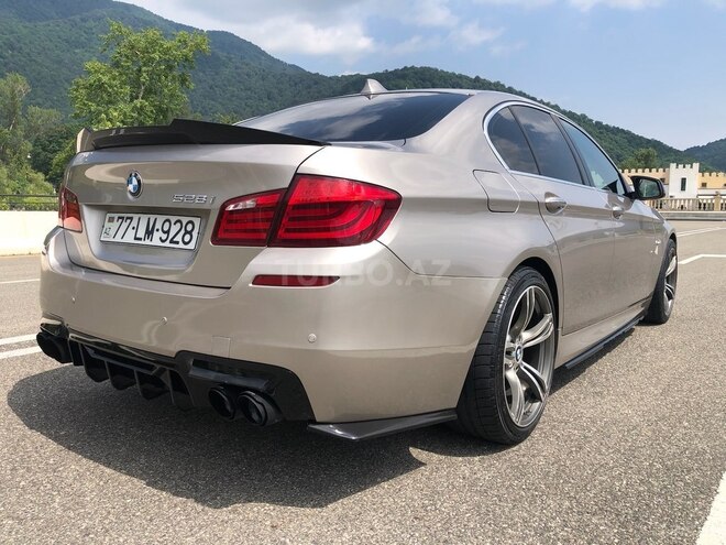 BMW 528 2013, 241,000 km - 2.0 l - Qəbələ