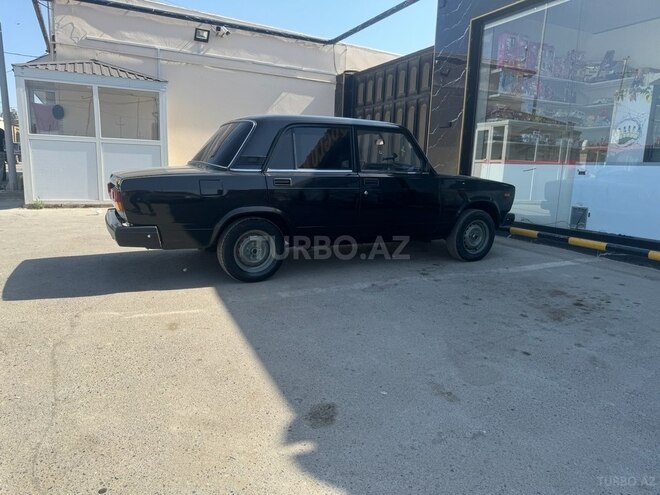 LADA (VAZ) 2107