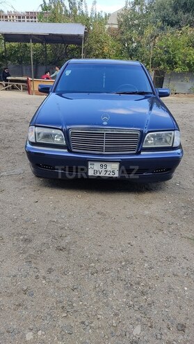 Mercedes C 240