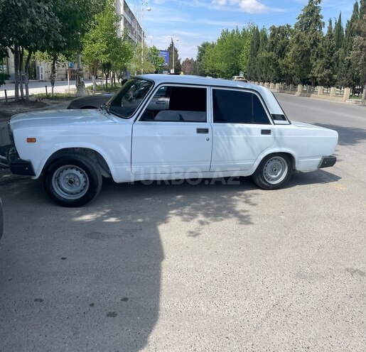 LADA (VAZ) 2107