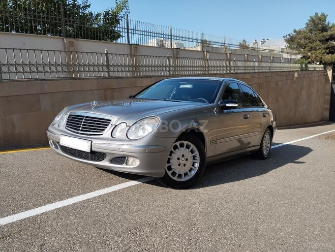 Mercedes E 270