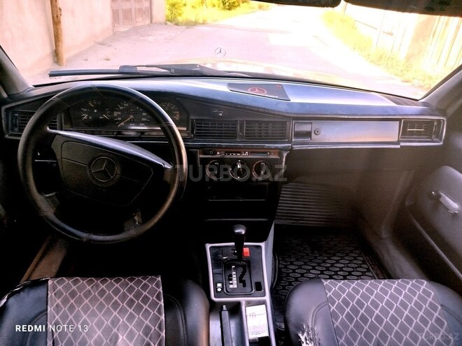 Mercedes 190 1991, 286,000 km - 2.0 л - Bakı