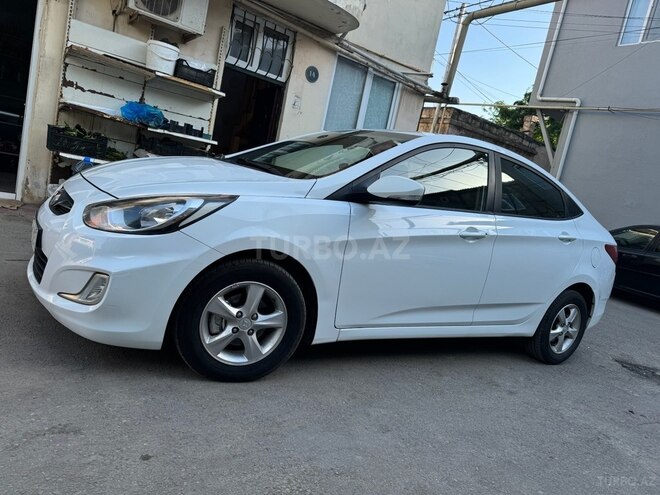 Hyundai Accent