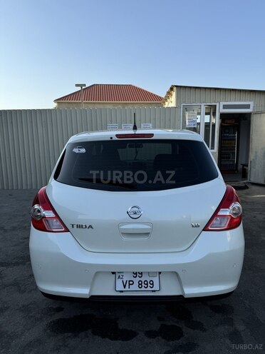 Nissan Tiida