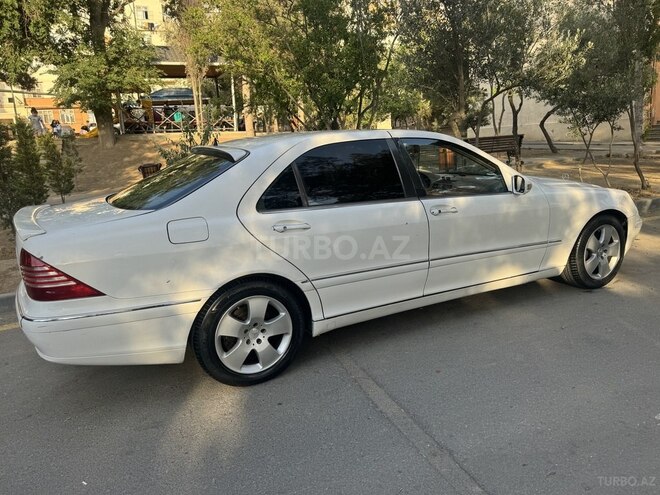 Mercedes S 320