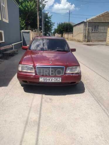 Mercedes C 180