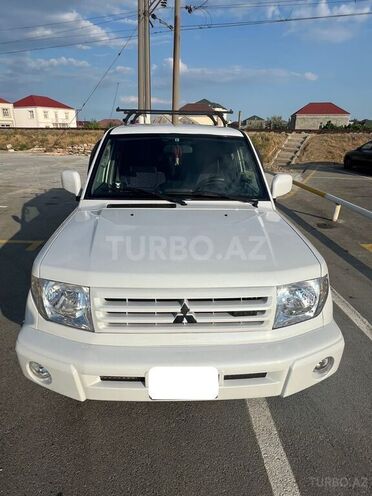 Mitsubishi Pajero io 2000, 203,300 km - 1.8 л - Bakı