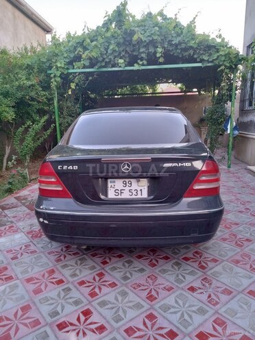 Mercedes C 240 2002, 627,738 km - 2.6 l - Sumqayıt