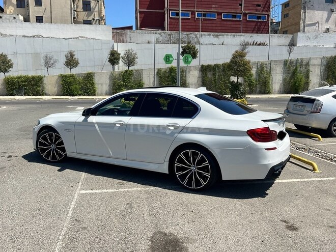 BMW 528