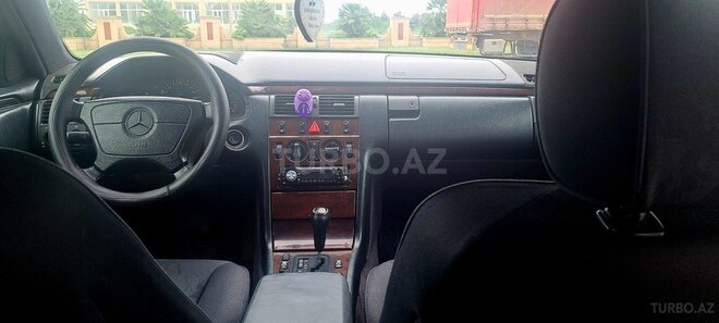Mercedes E 230 1997, 337,000 km - 2.3 l - Gəncə