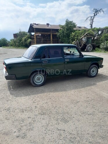 LADA (VAZ) 2107