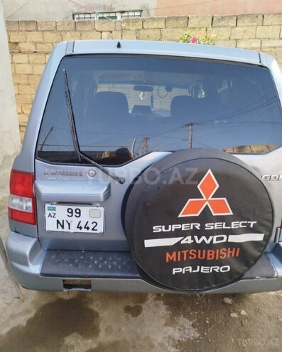 Mitsubishi Pajero io