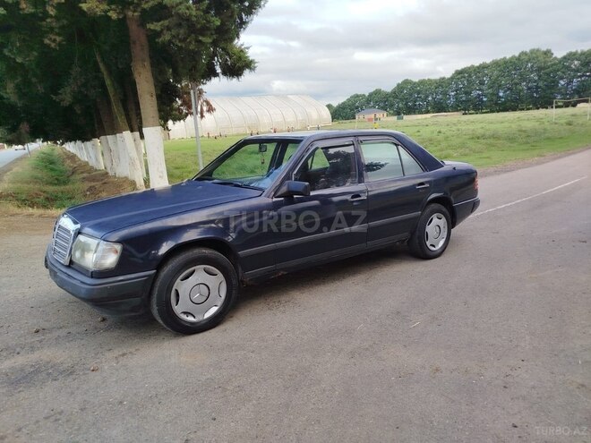 Mercedes E 230 1988, 87,877 km - 2.3 л - Lənkəran