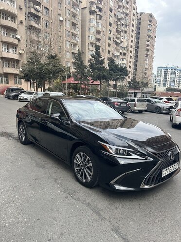 Lexus ES 200