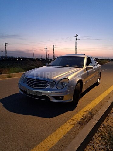 Mercedes E 270