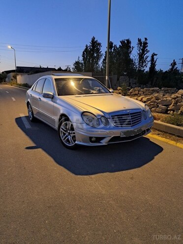 Mercedes E 270