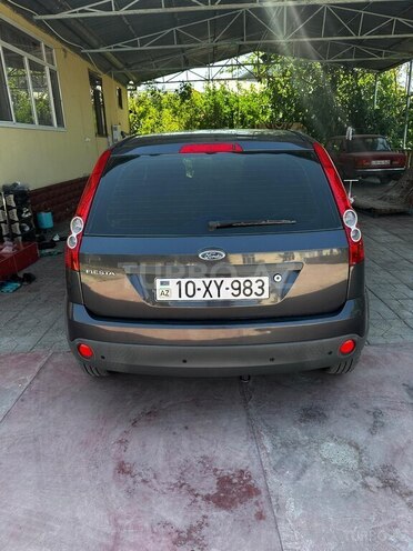 Ford Fiesta 2006, 232,001 km - 1.3 л - Bakı