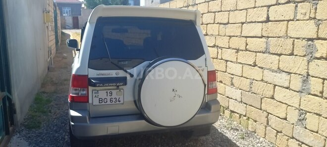 Mitsubishi Pajero io 1999, 204,827 km - 2.0 л - Bakı