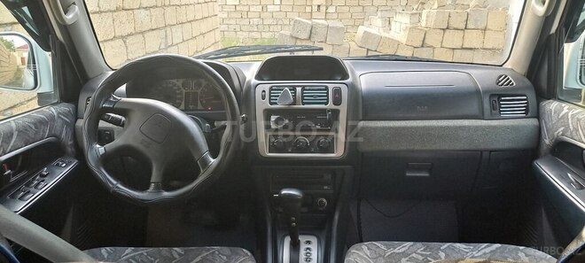 Mitsubishi Pajero io 1999, 204,827 km - 2.0 л - Bakı