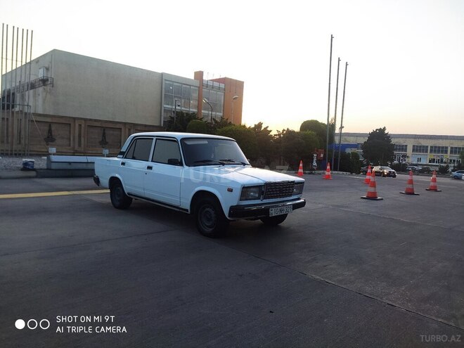 LADA (VAZ) 2107